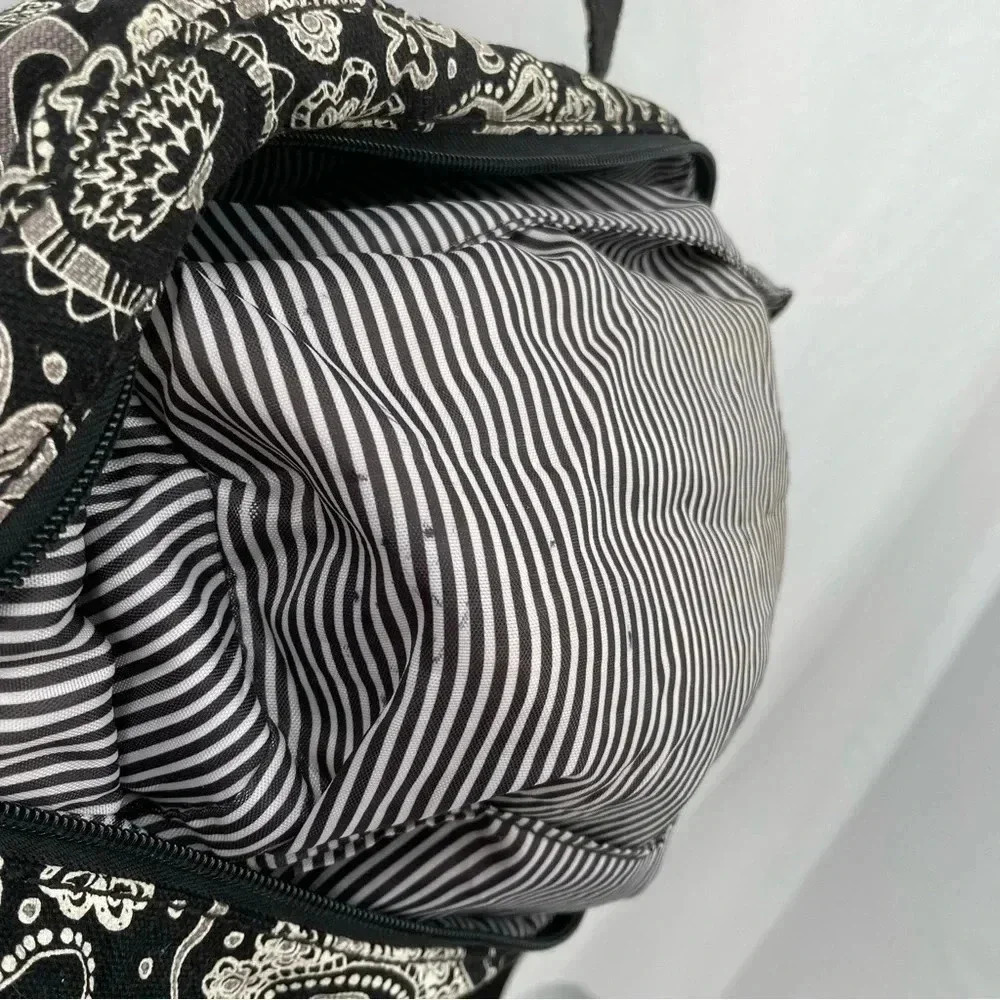 Thirty One Paisley Shoulder Bag Purse Black White Zip Closure Pockets 13”x14” - Picture 10 of 16